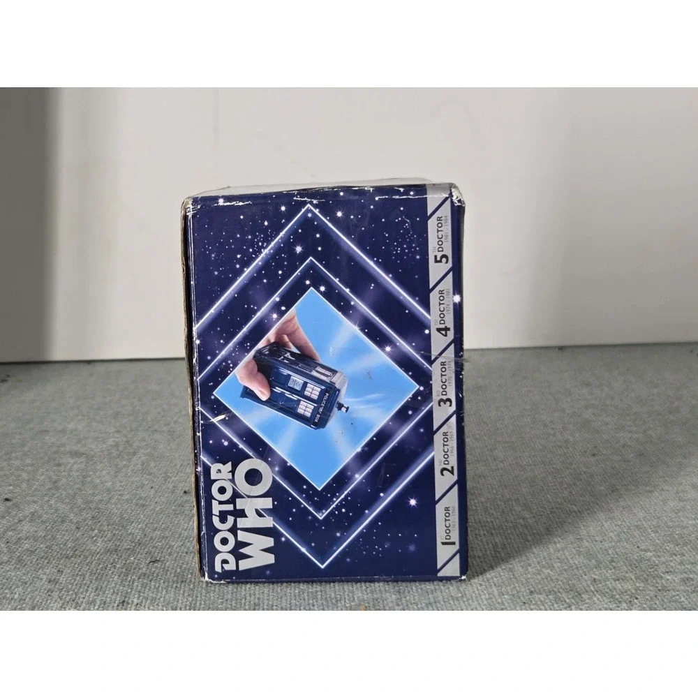BBC Doctor Who TV Show Tardis Vs Dalek Salt & Pepper Shaker Set Ceramic